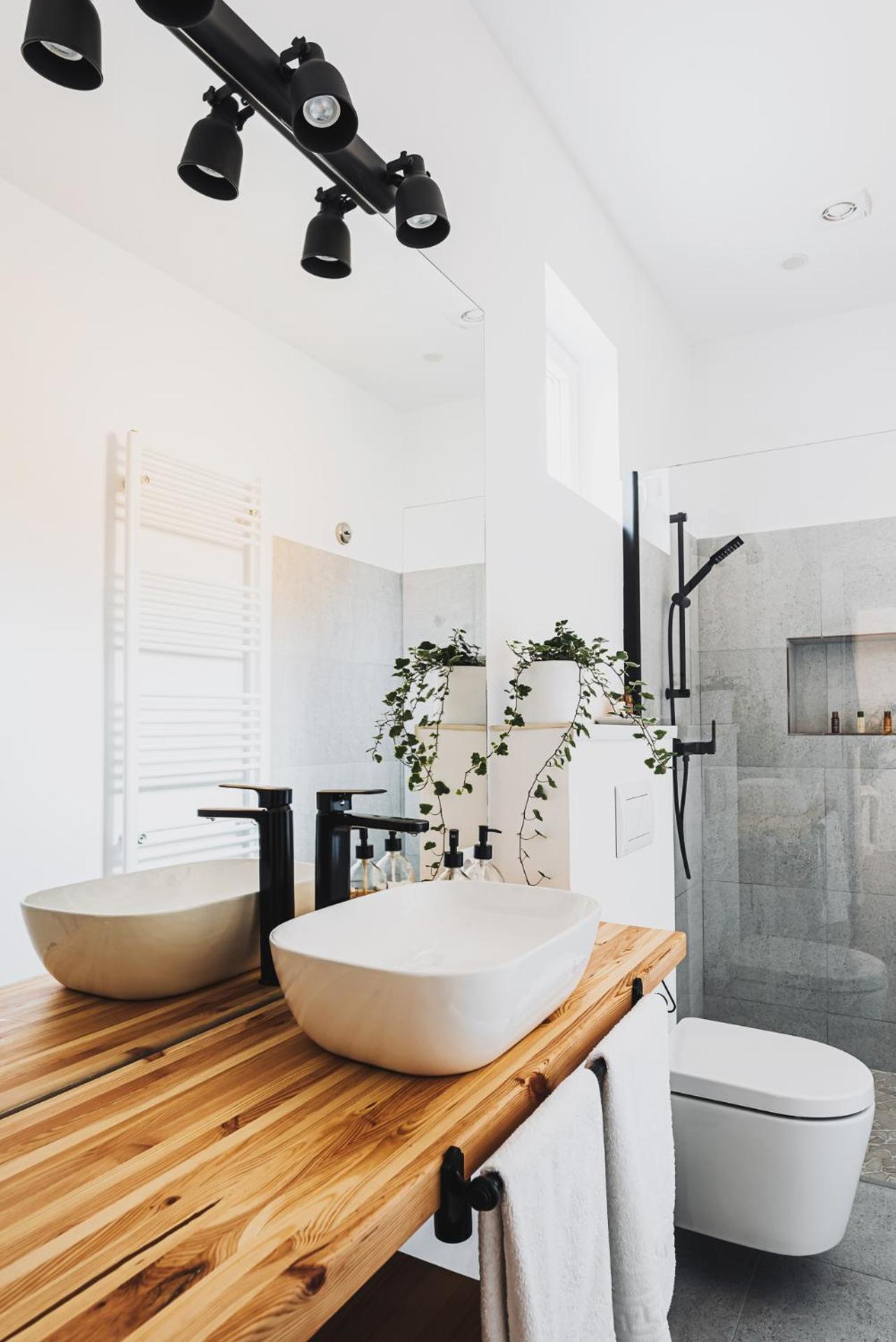 Voya Nordic Apartment-A Luxury Oasis In The Old Town Braşov Extérieur photo