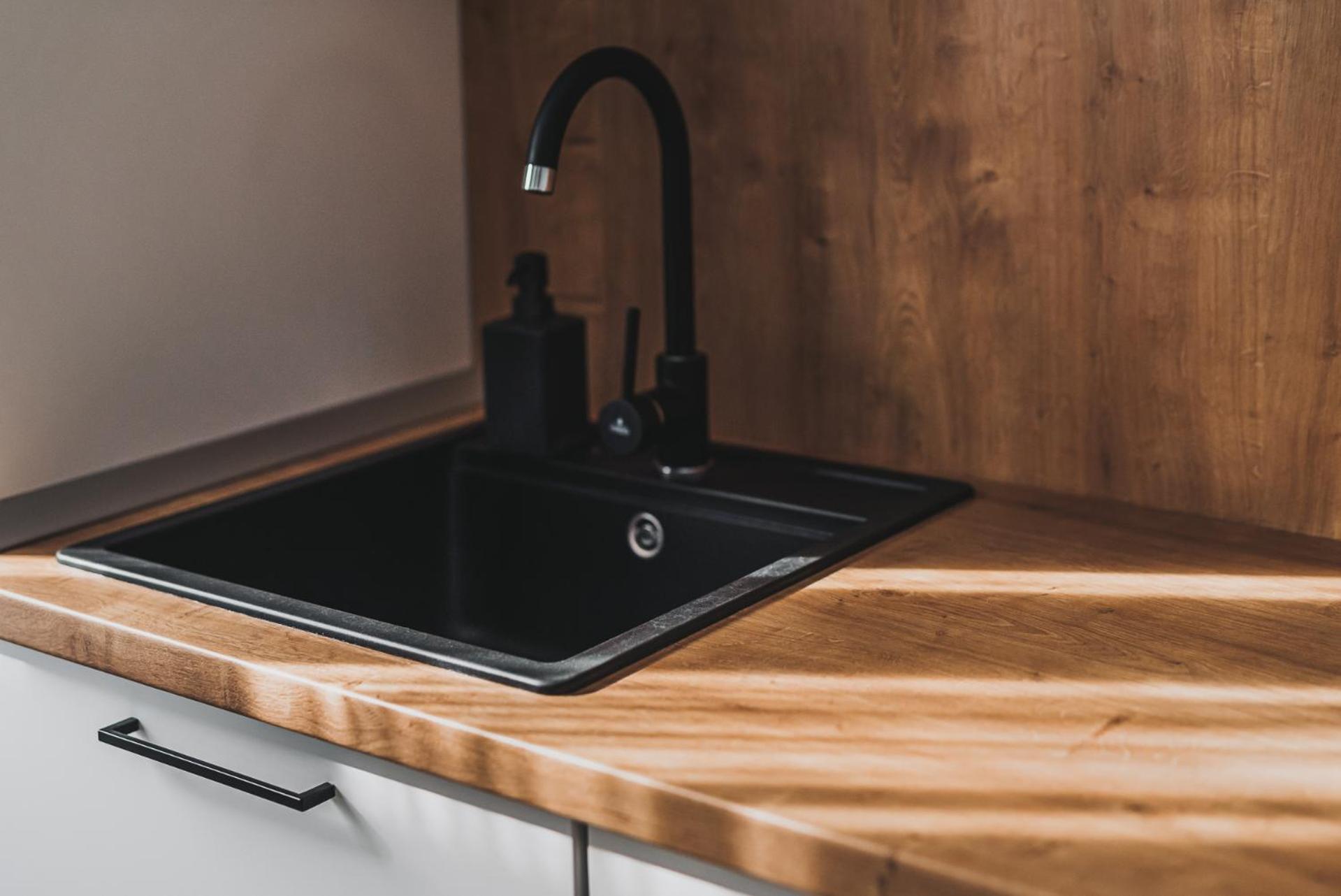 Voya Nordic Apartment-A Luxury Oasis In The Old Town Braşov Extérieur photo